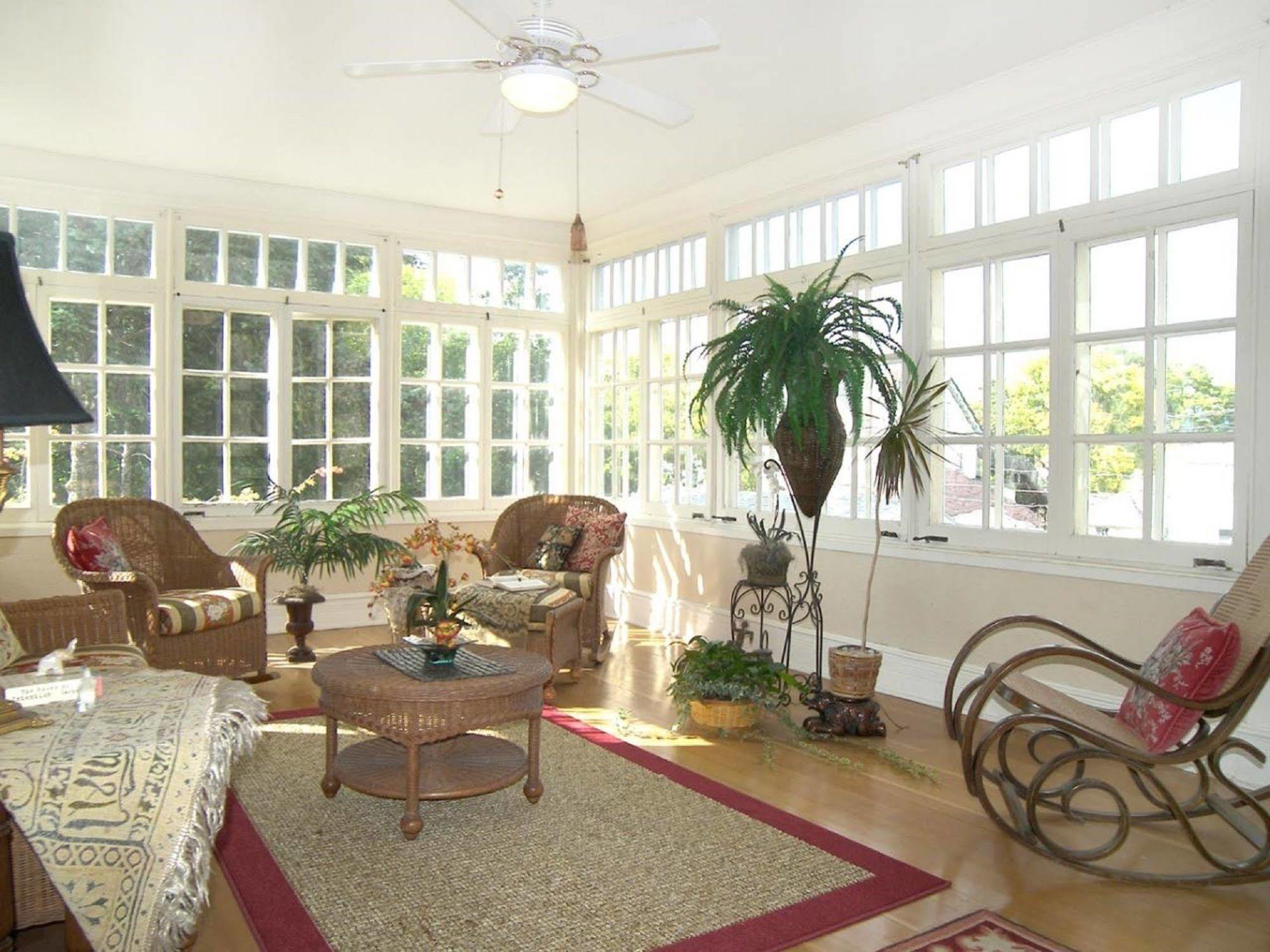 Alexander Mansion Bed & Breakfast Winona Esterno foto